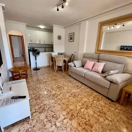 Tranquil Self Catering Golf Course Apartment *